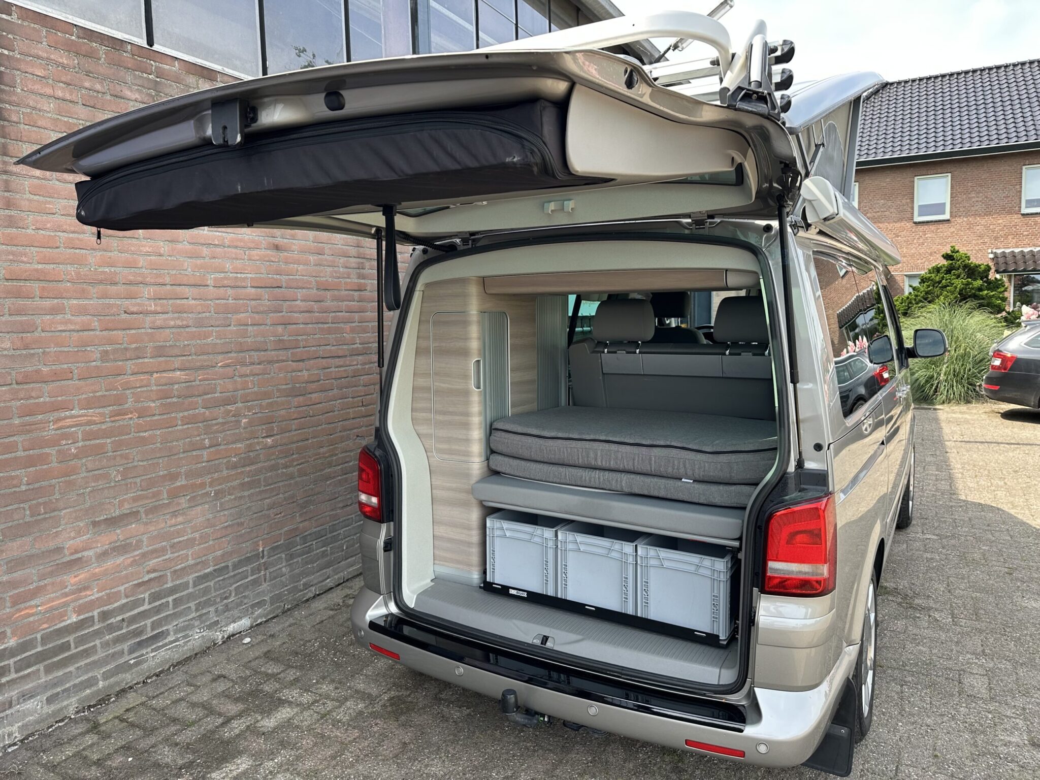 VW T5 California Ocean 180pk - Afbeelding 5